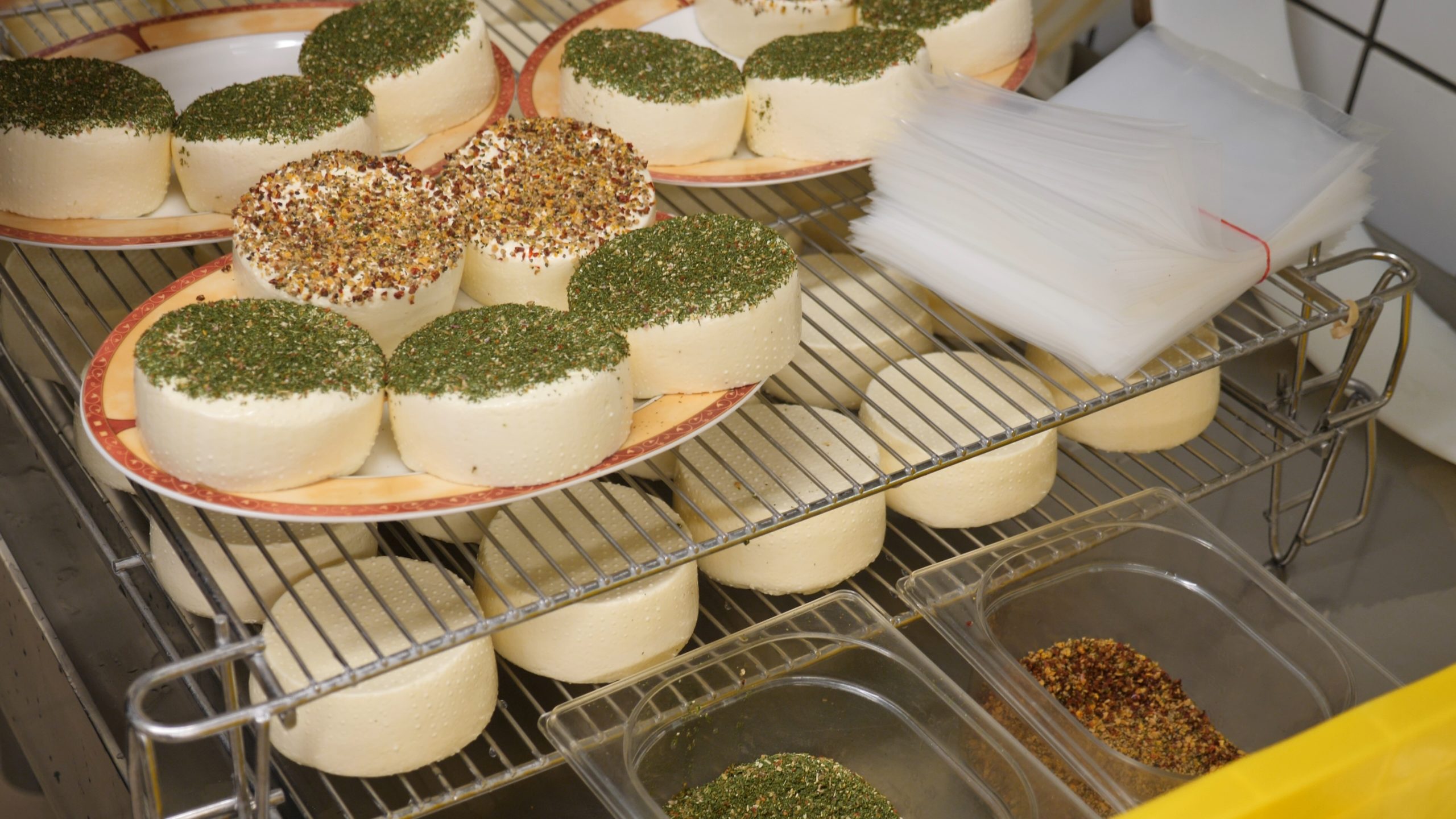 P1211453.MP4_snapshot_05.34_[2020.12.30_04.24.34]