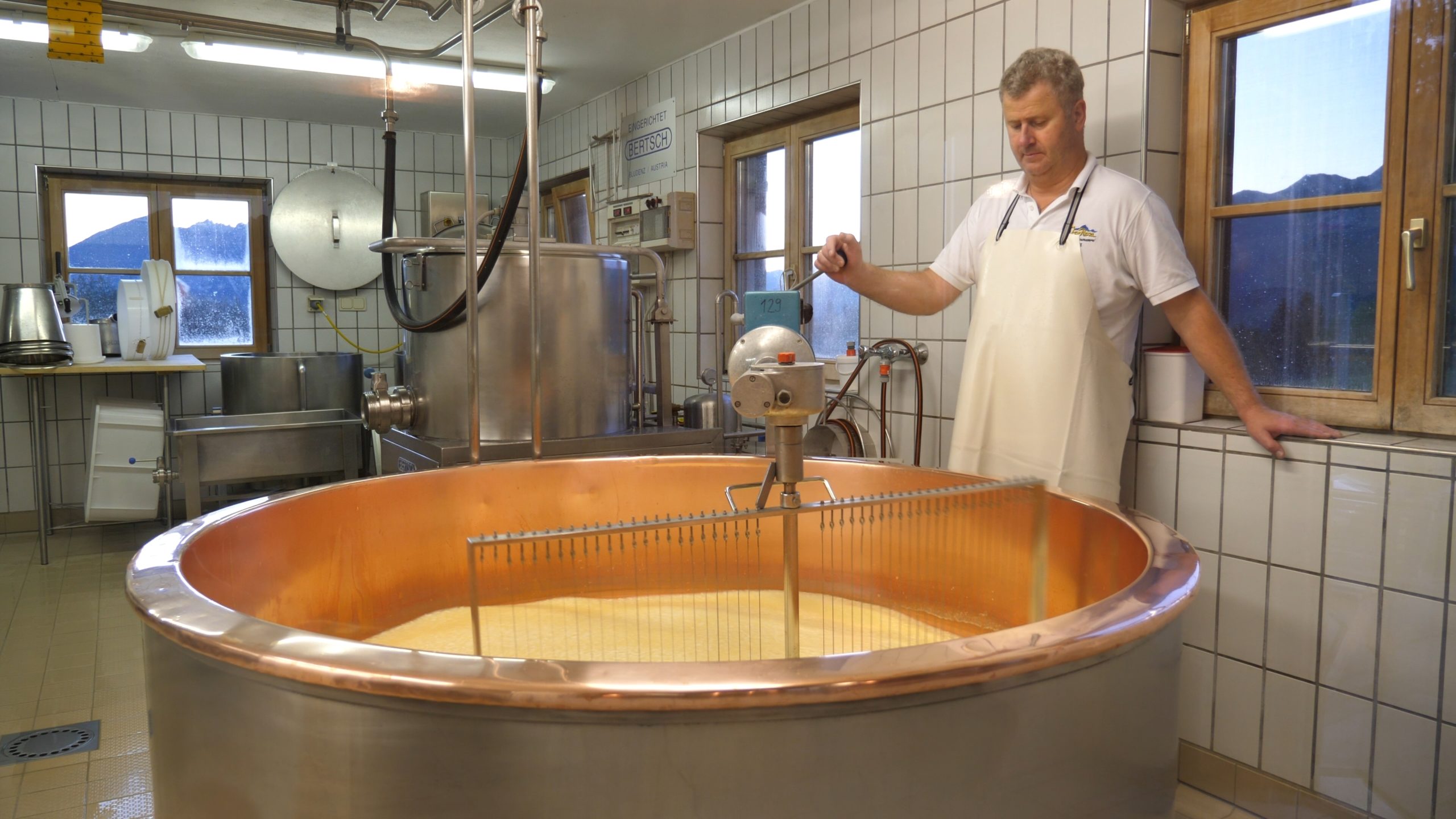 P1211458.MP4_snapshot_09.53_[2020.12.30_04.30.01]