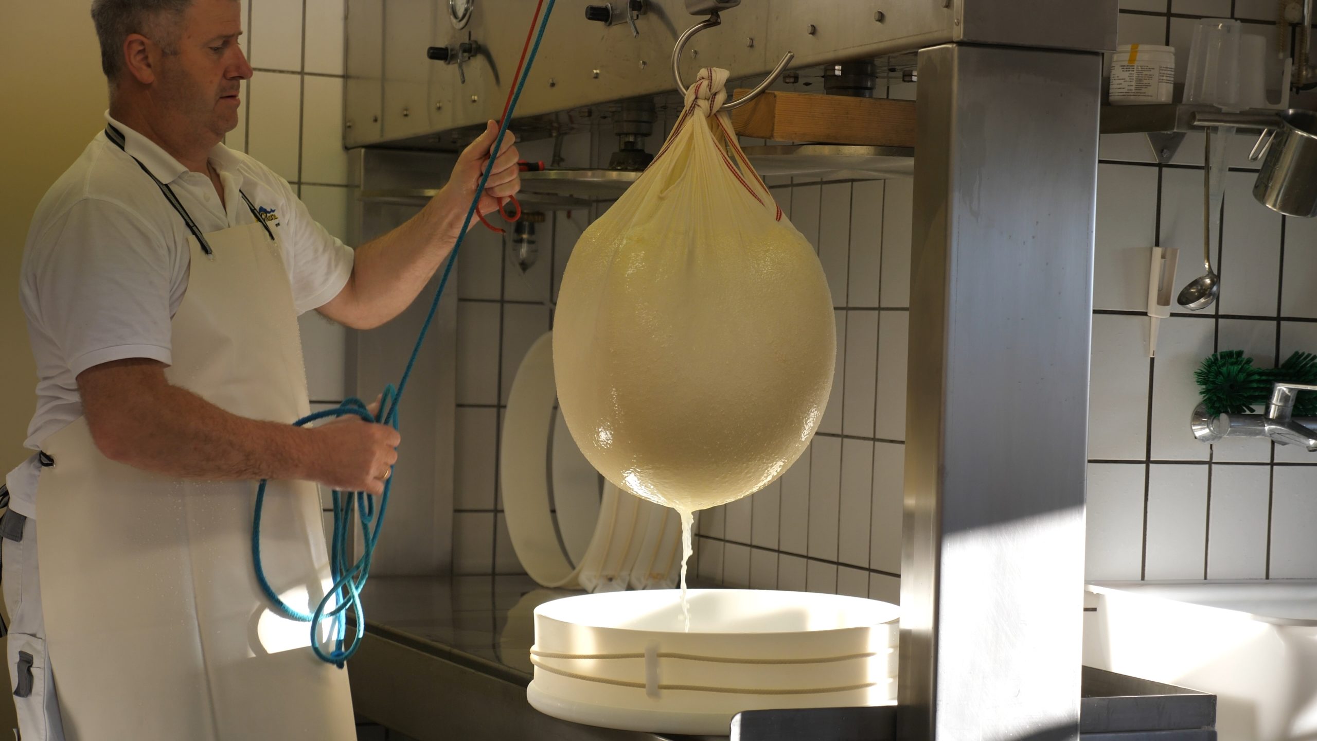 P1211461.MP4_snapshot_03.43_[2020.12.30_04.37.59]