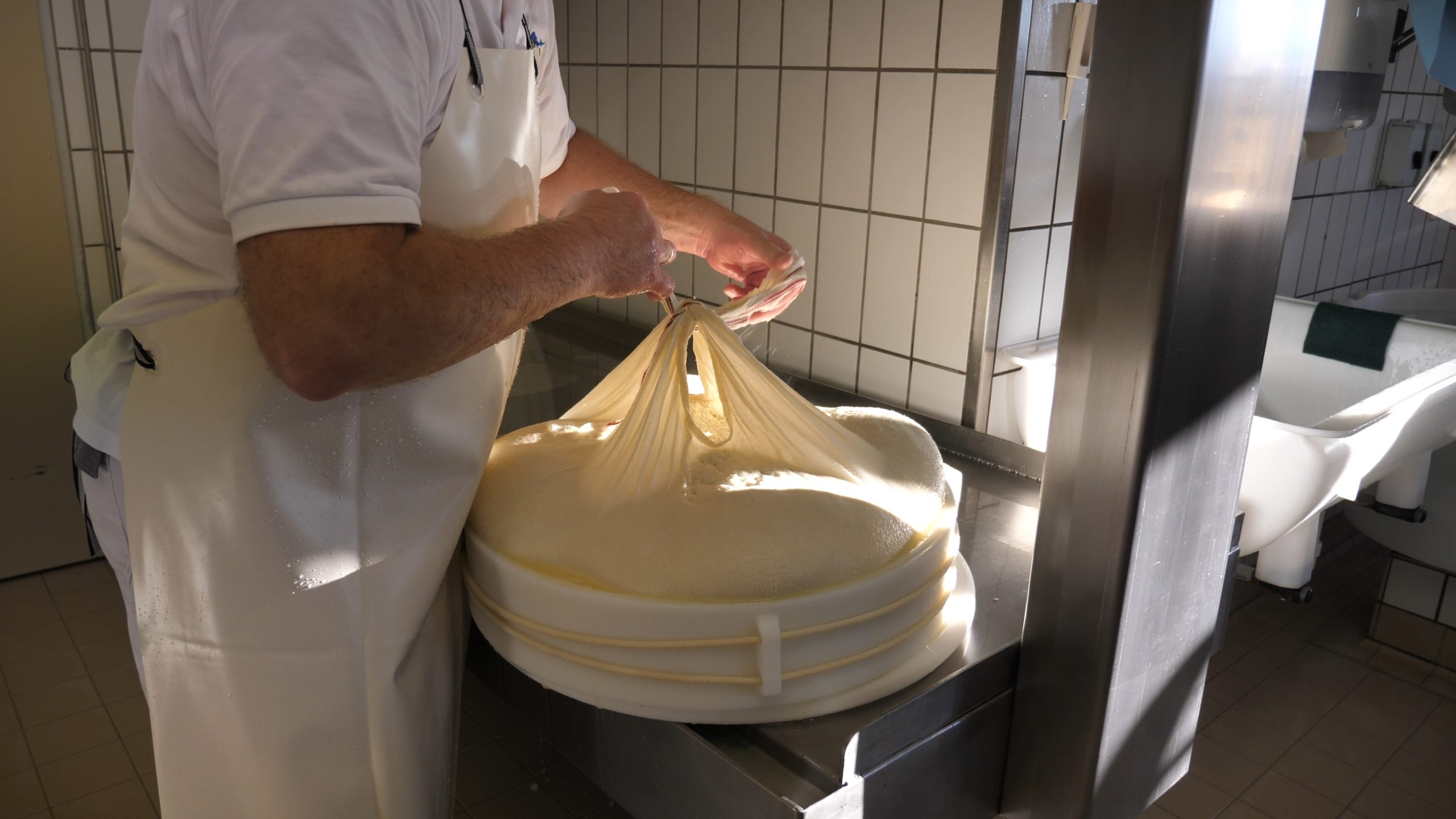 P1211461.MP4_snapshot_04.33_[2020.12.30_04.36.40]