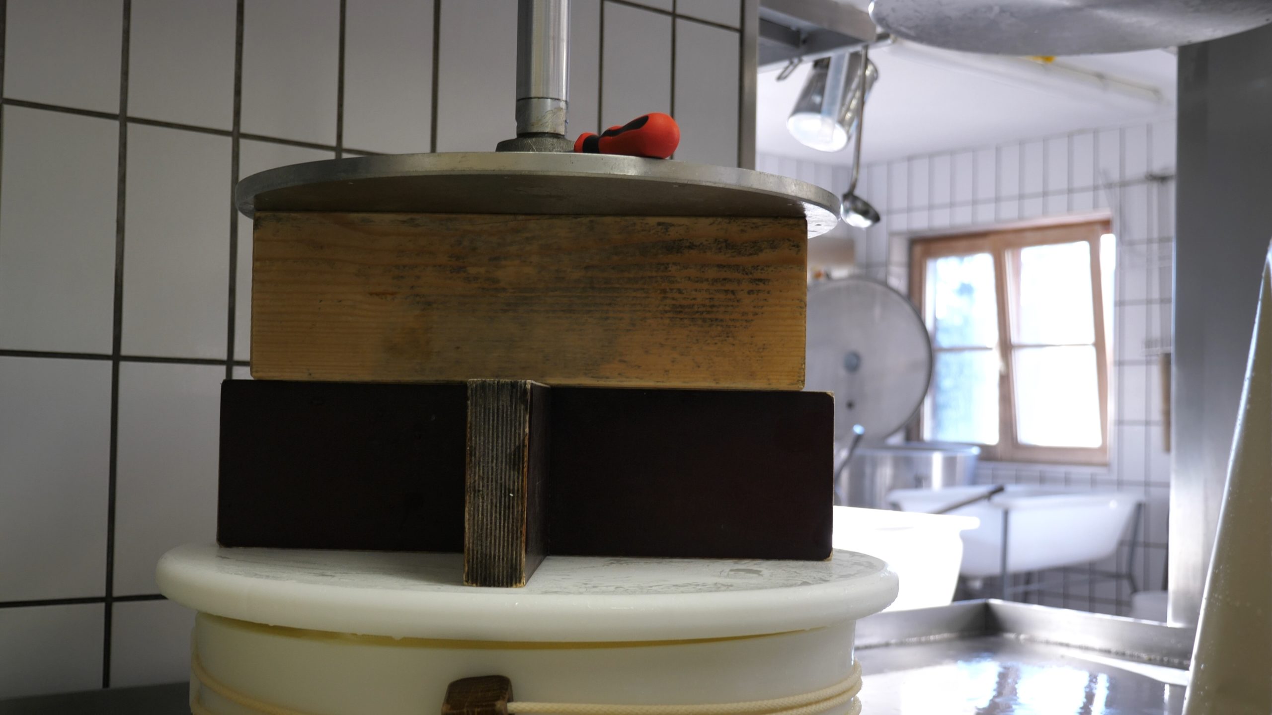 P1211462.MP4_snapshot_01.19_[2020.12.30_04.40.06]