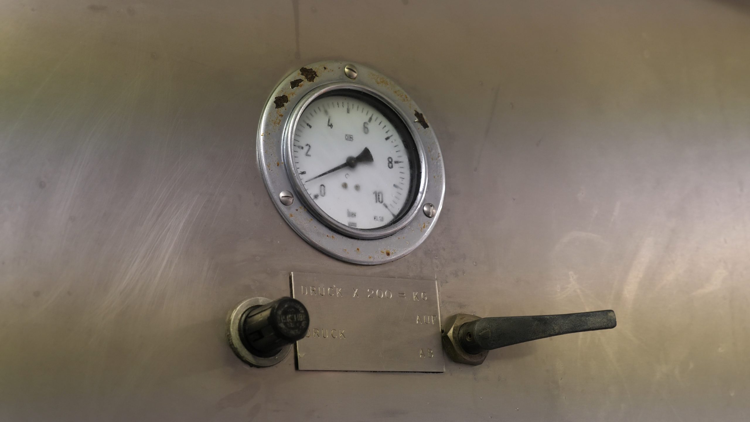 P1211462.MP4_snapshot_02.05_[2020.12.30_04.40.29]